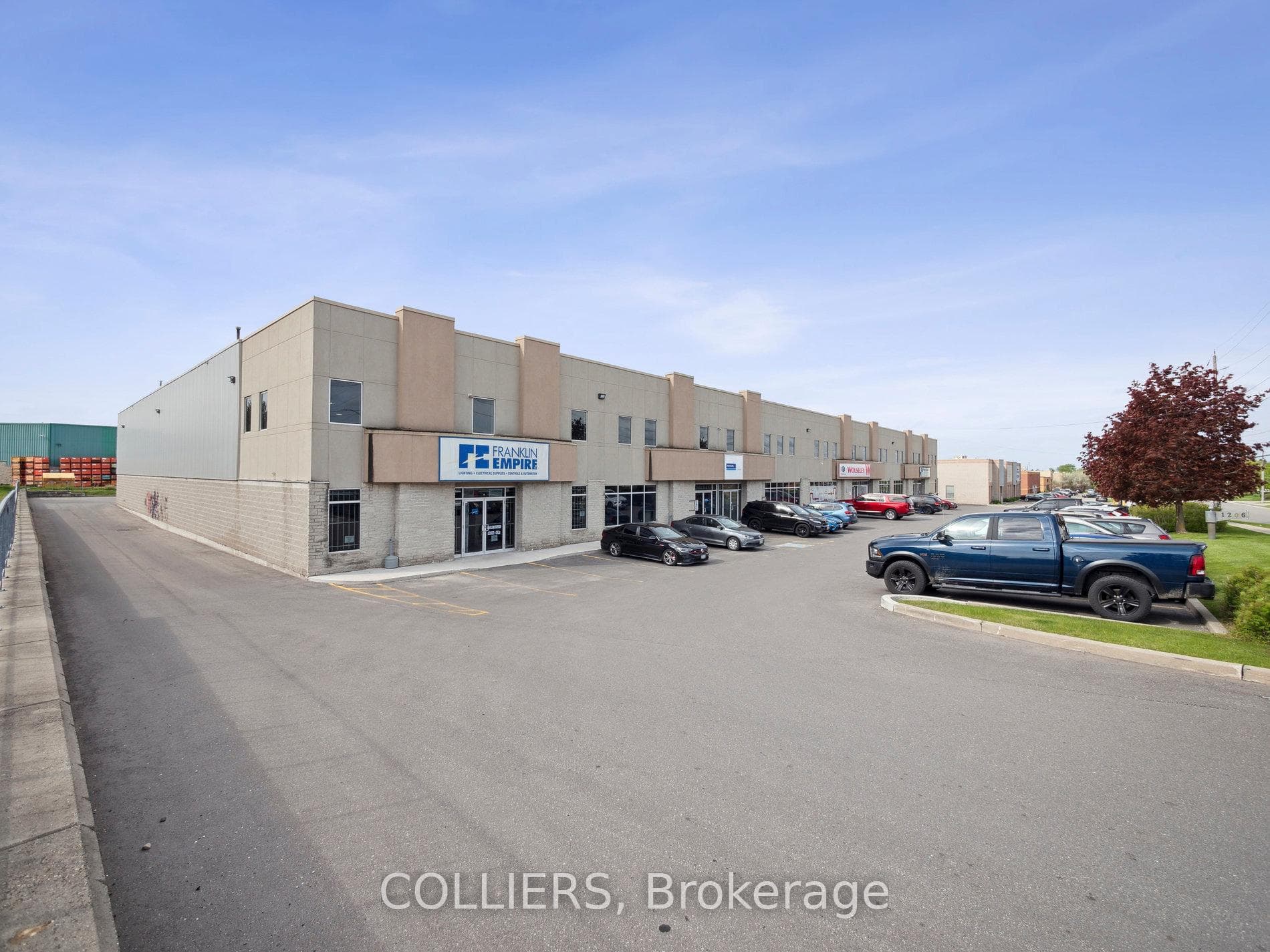 1206 Ringwell Drive, Newmarket, ON L3Y 8V9
