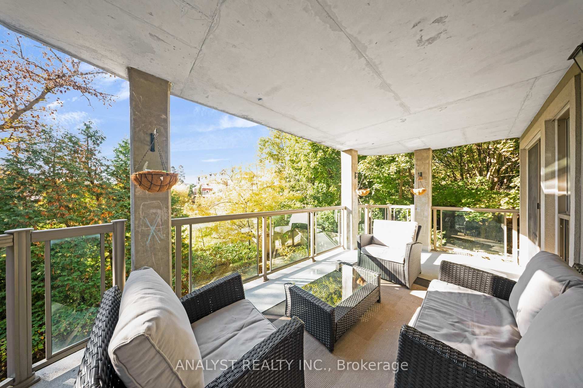 245 Pine Grove Road 107, Vaughan, ON L4L 2H7