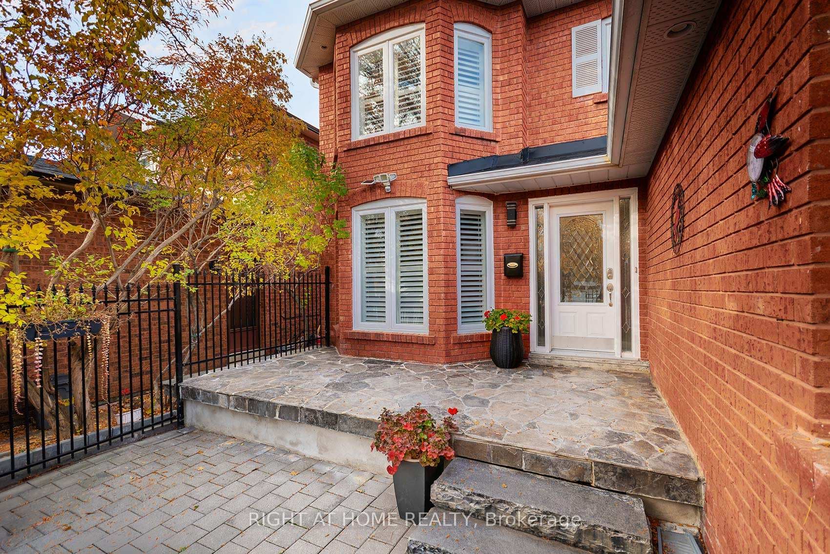 70 Bellona Street, Vaughan, ON L4L 6R4