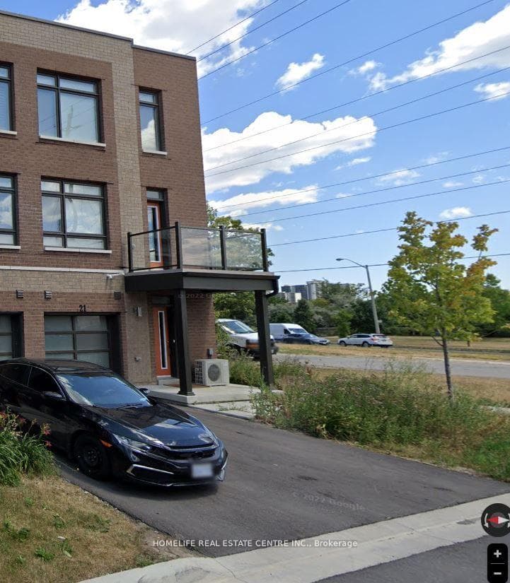 21 Beliveau Street, Vaughan, ON L4L 0M1