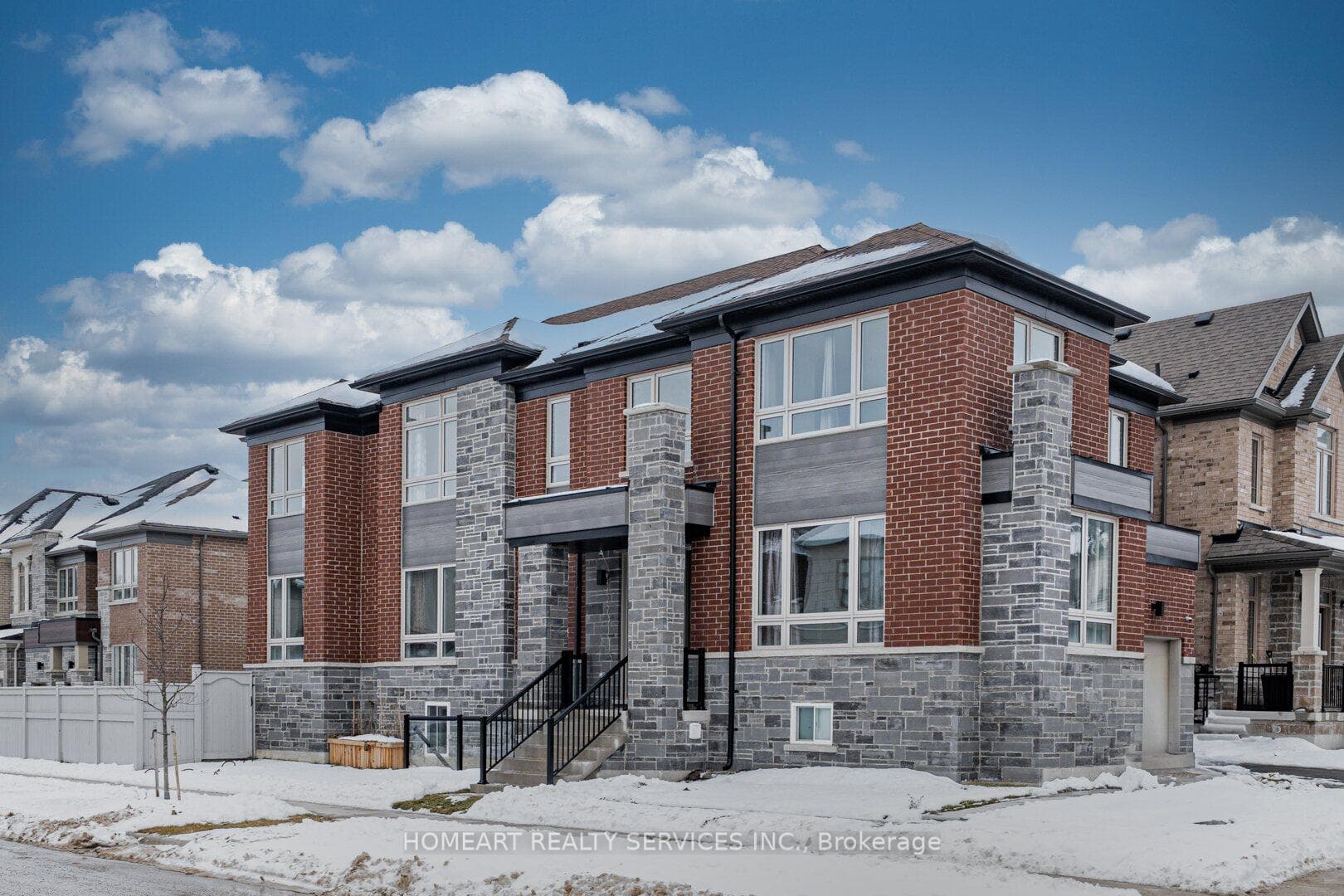 64 Plank Road N, Bradford West Gwillimbury, ON L3Z 4N3
