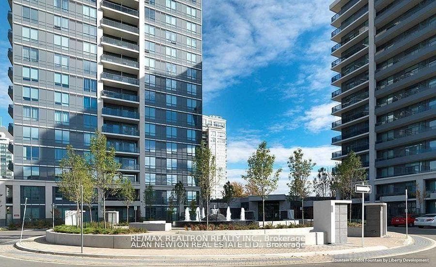 75 North Park Road 504, Vaughan, ON L4J 0H8