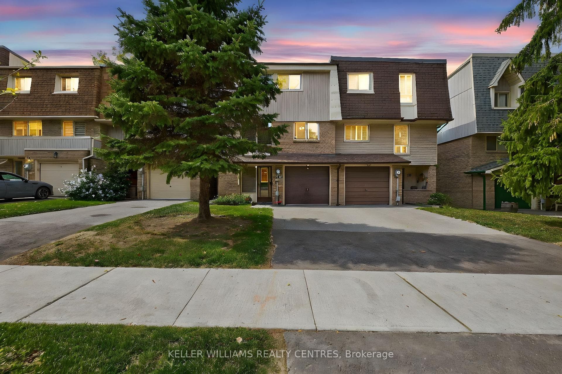 100 Poplar Crescent, Aurora, ON L4G 3L3