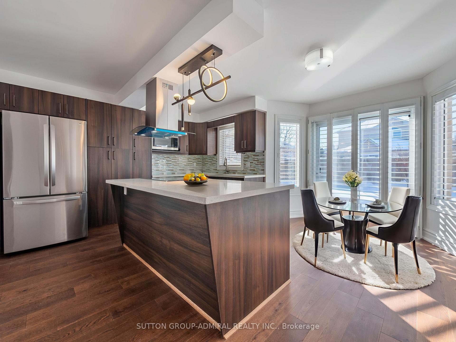 172 Kingsview Drive, Vaughan, ON L4H 2Z3