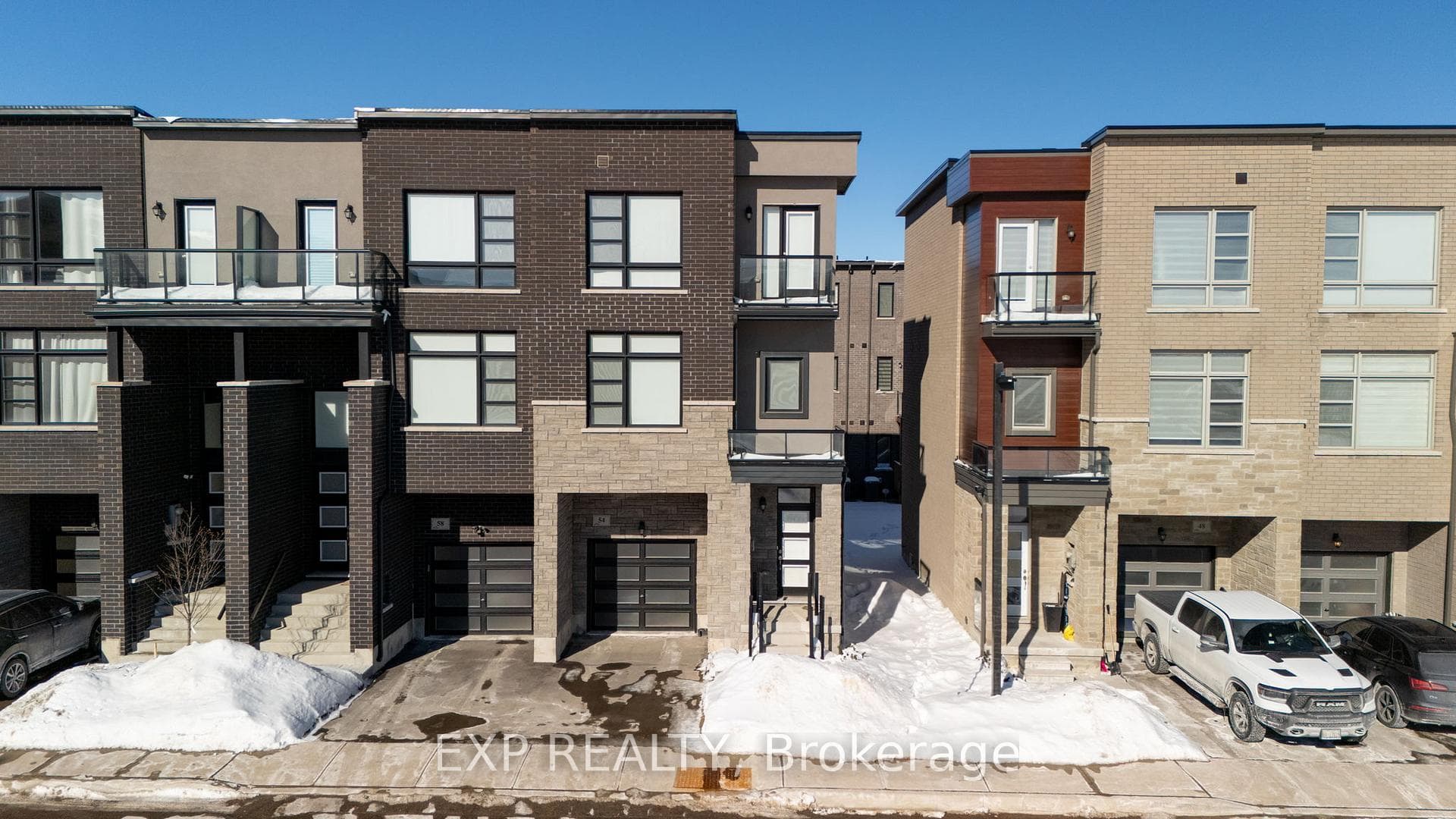 54 Wascana Road, Vaughan, ON L4L 1A7