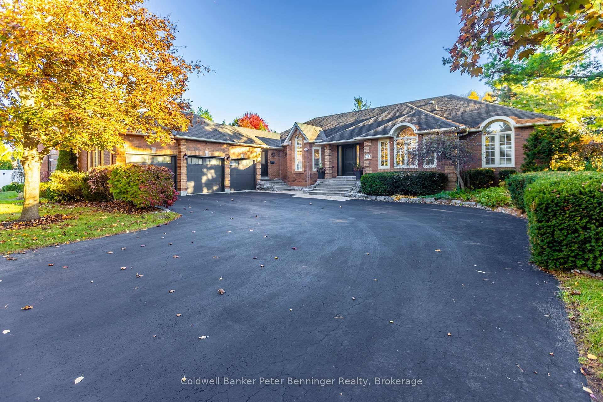 152 Treegrove Circle, Aurora, ON L4G 6M1