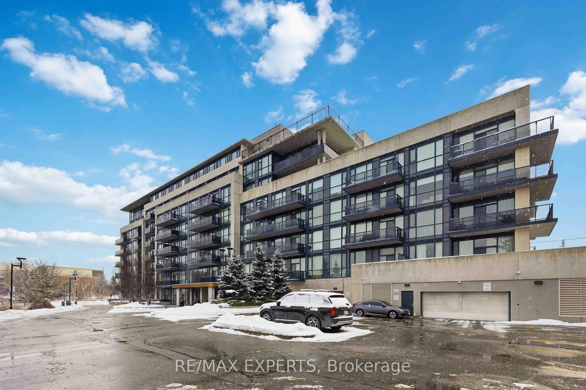 4700 HIGHWAY 7 Road 501, Vaughan, ON L4L 0B4