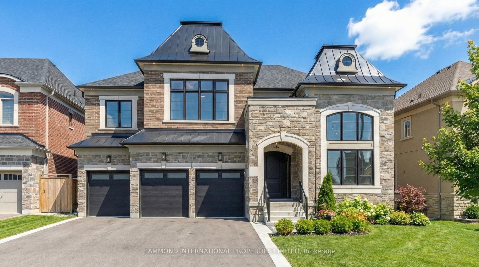 84 Lady Jessica Drive, Vaughan, ON L6A 4T9