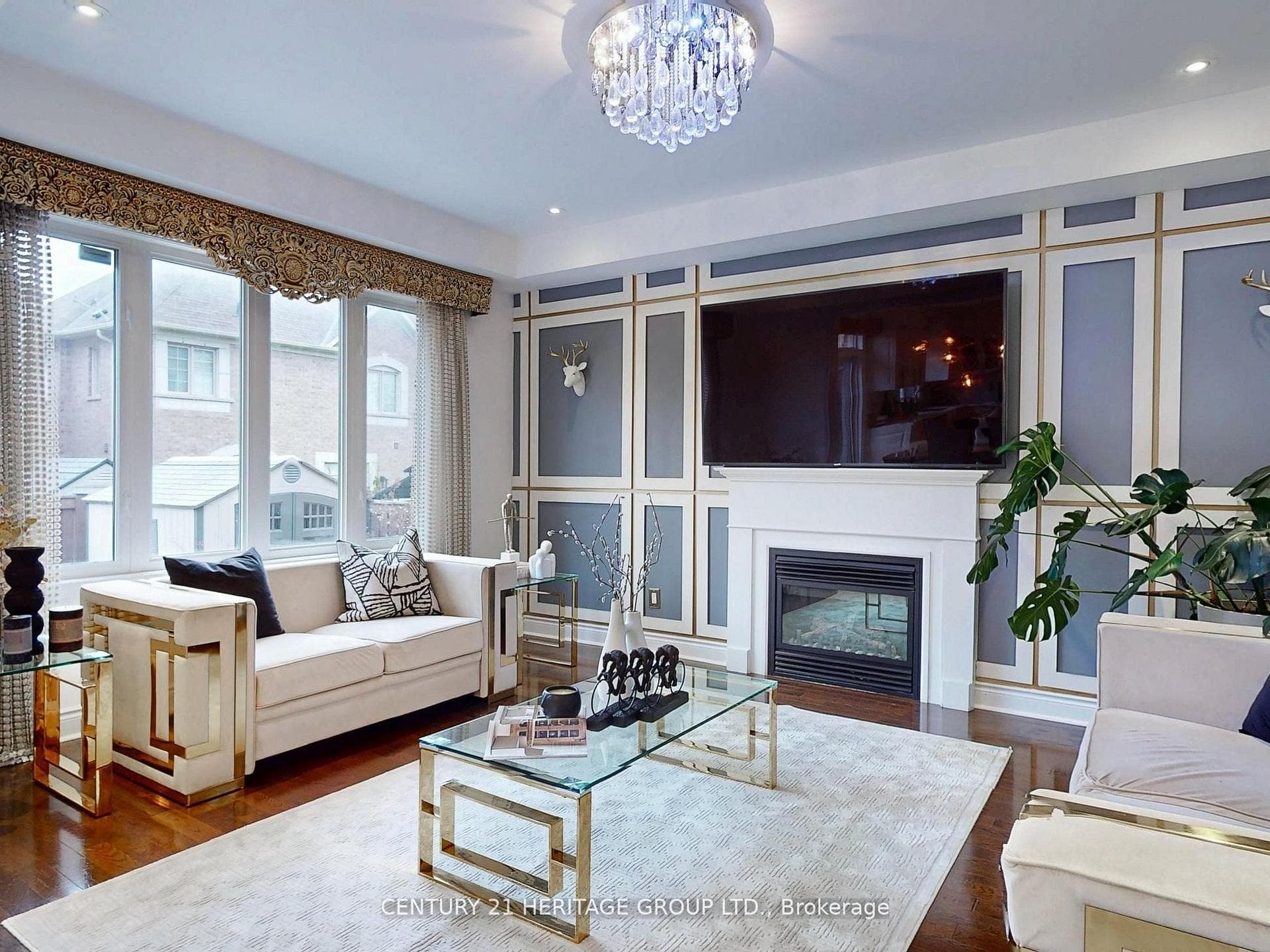 1062 Blackhall Crescent, Newmarket, ON L3X 0B3
