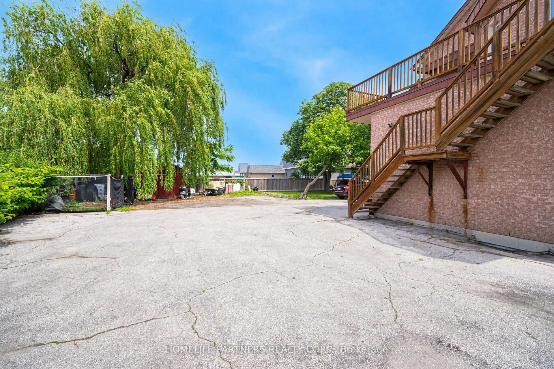 7930 Kipling Avenue, Vaughan, ON L4L 1Z5