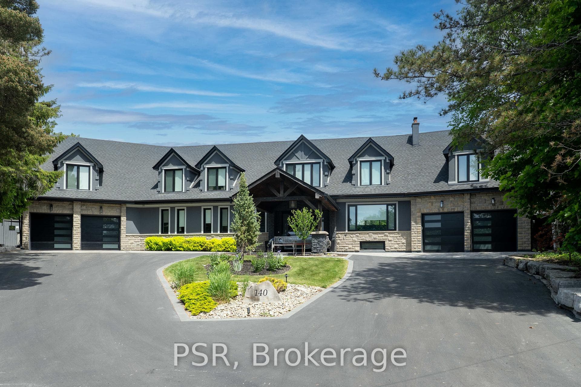 140 Ravendale Court, Vaughan, ON L0J 1C0