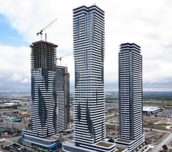 195 Commerce Street 712, Vaughan, ON L4K 5Z7