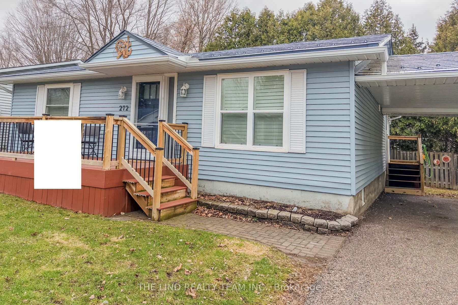 272 Jeff Smith Court, Newmarket, ON L3Y 8C5