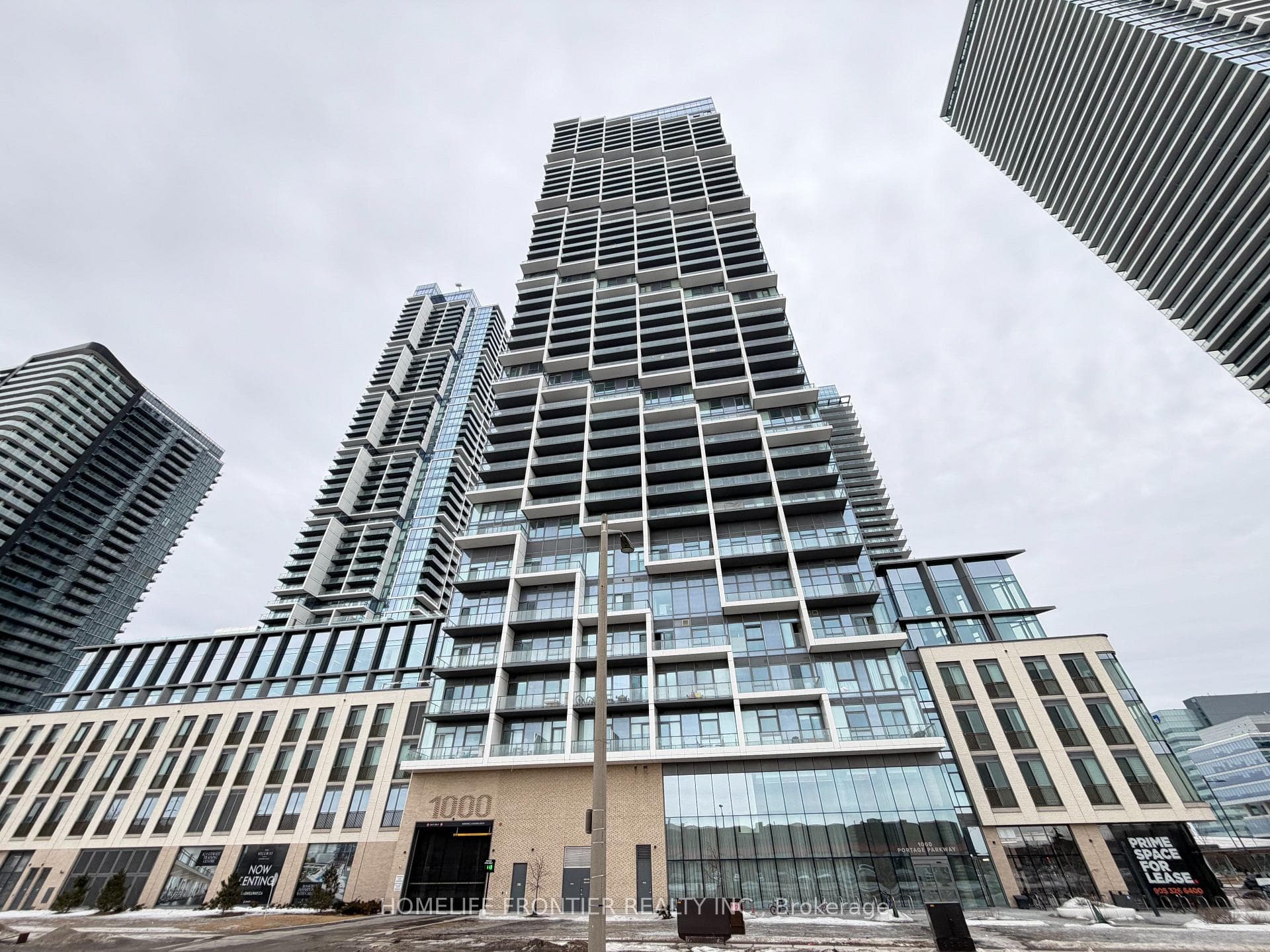 1000 Portage Parkway 3710, Vaughan, ON L4K 0L1