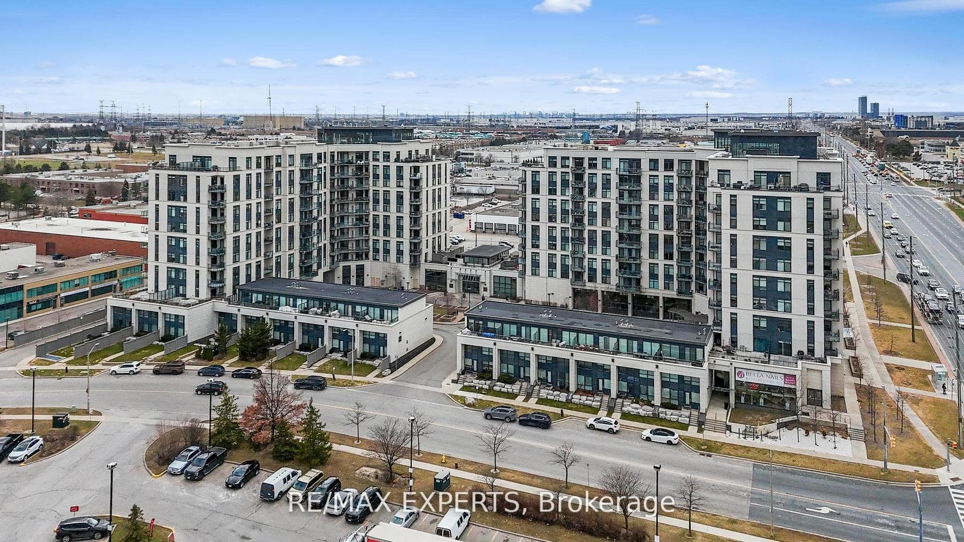 12 Woodstream Boulevard 201, Vaughan, ON L4L 8C4