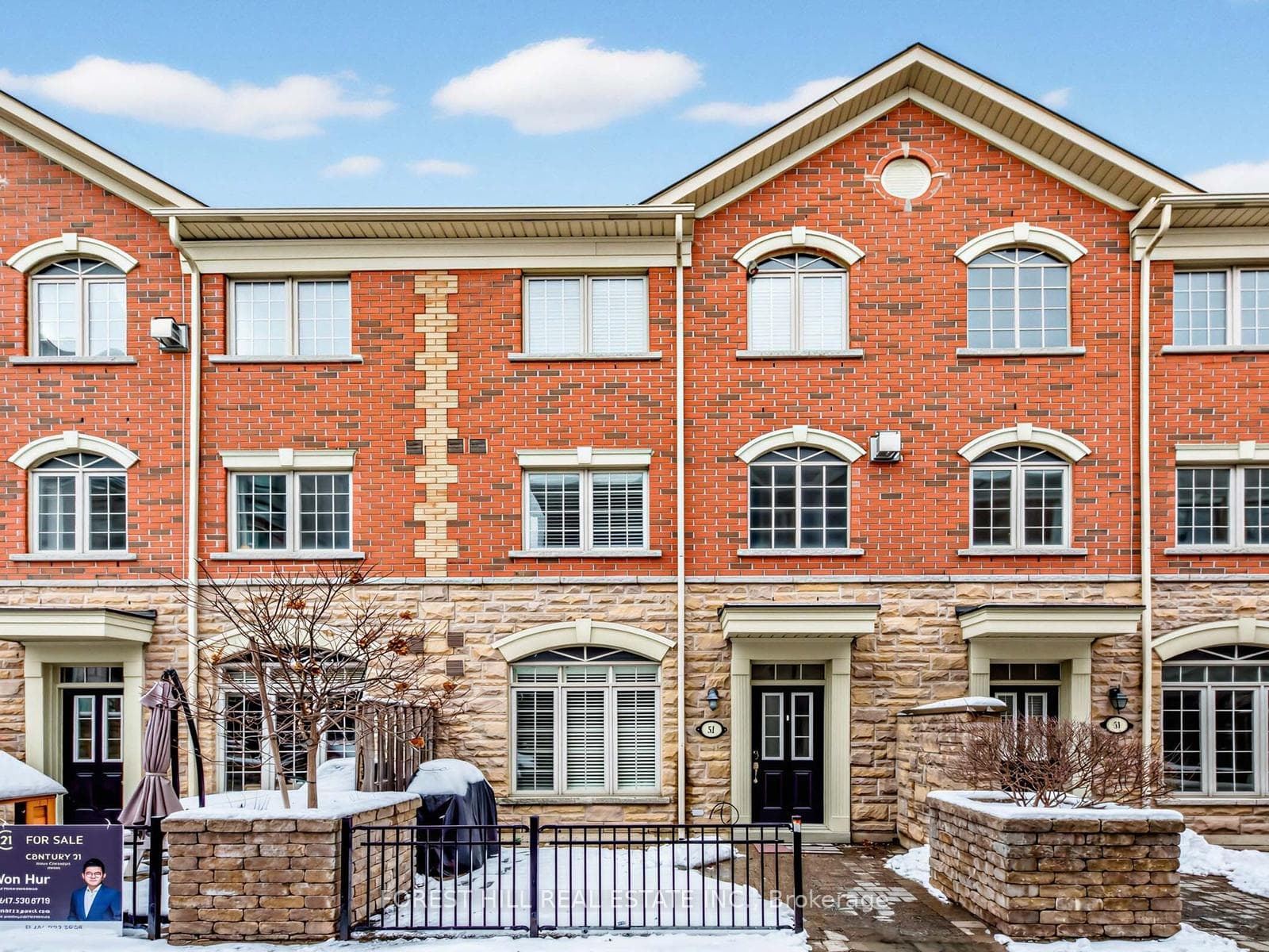 8 Brighton Place 51, Vaughan, ON L4J 0E3