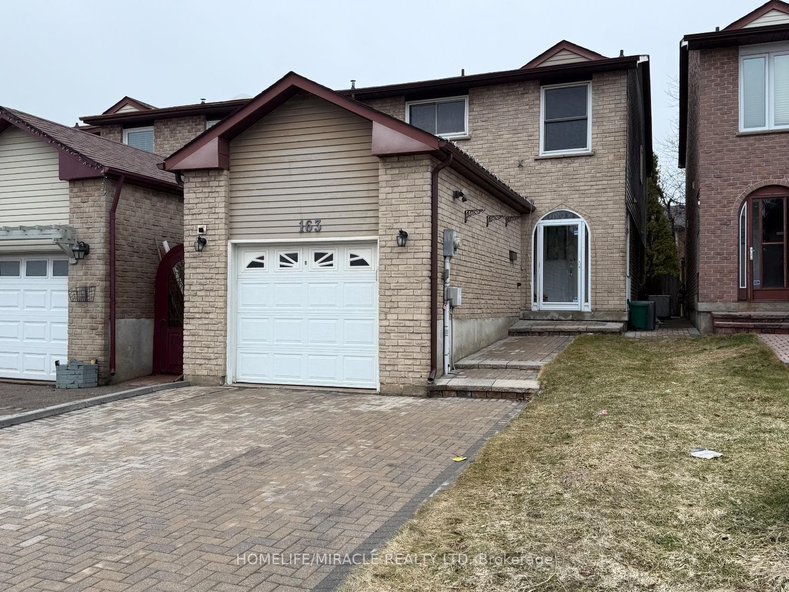 163 Mabley Crescent, Vaughan, ON L4J 2Z7