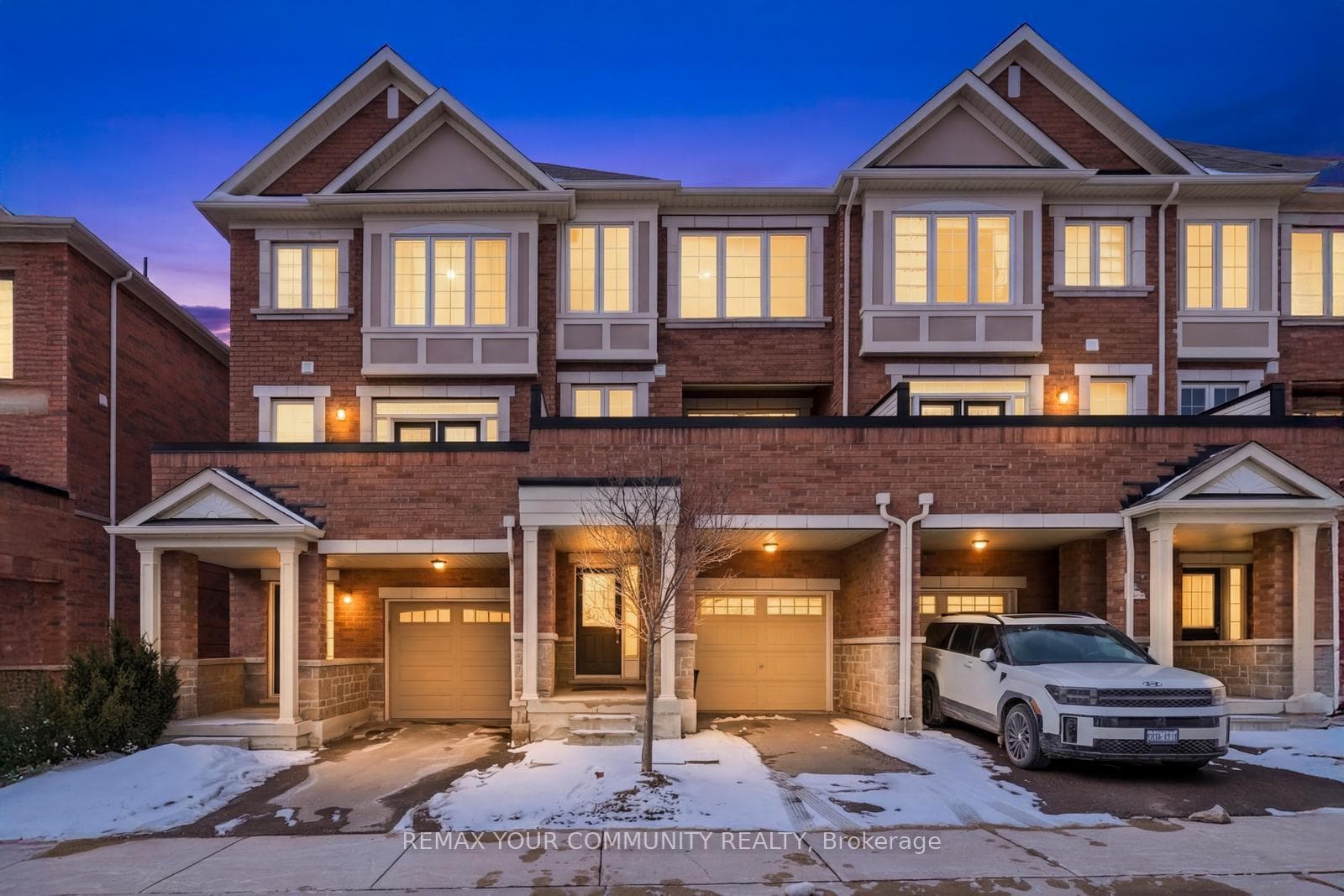 41 Torah Gate, Vaughan, ON L6A 4Y4