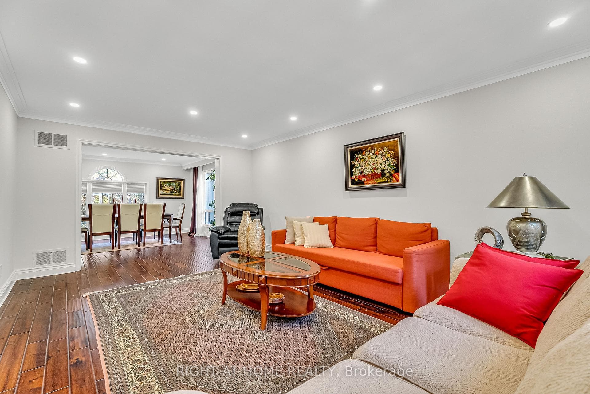 373 firglen Ridge, Vaughan, ON L4L 1N6