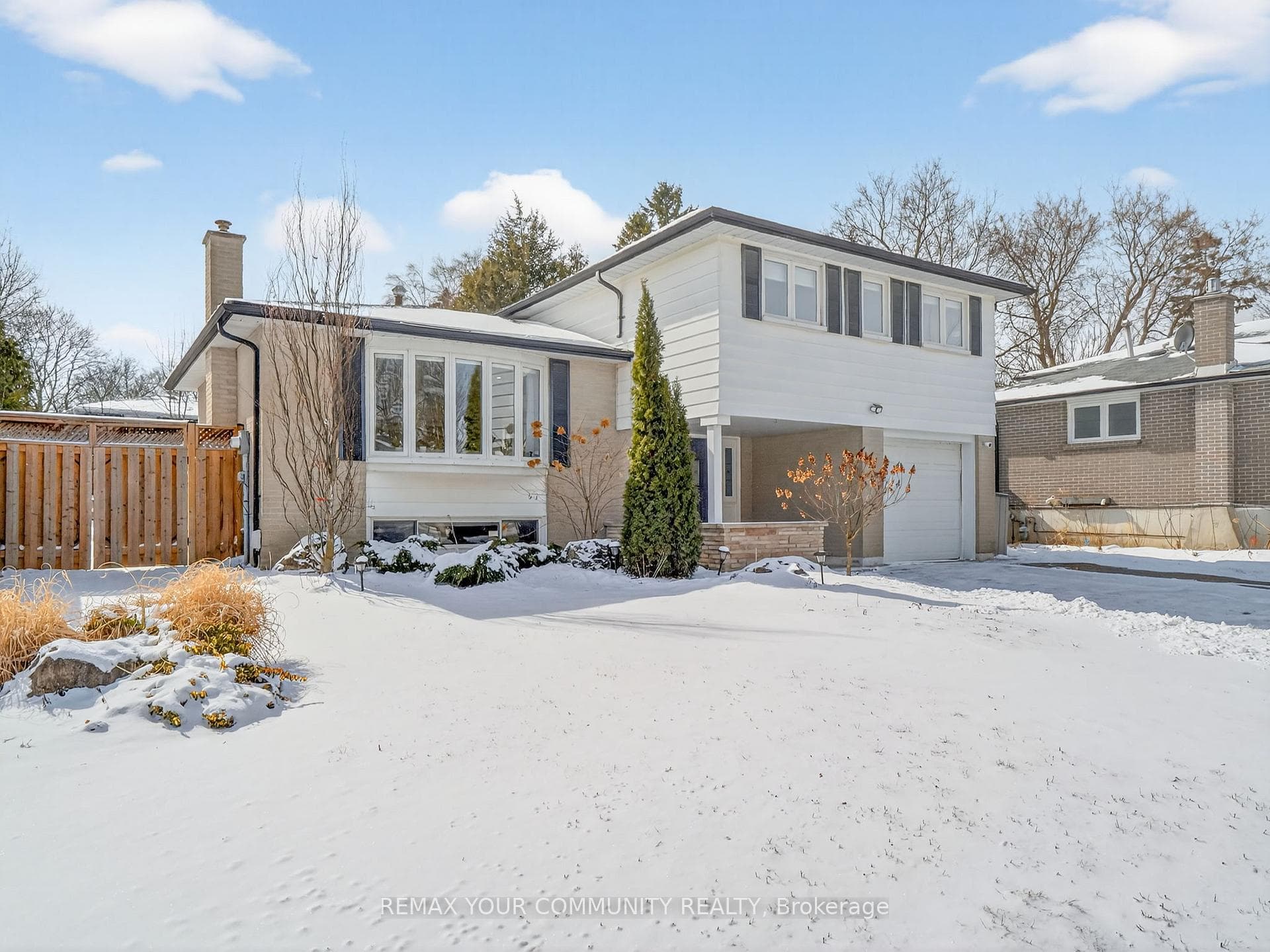 107 Orchard Heights N/A, Aurora, ON L4G 2Z8