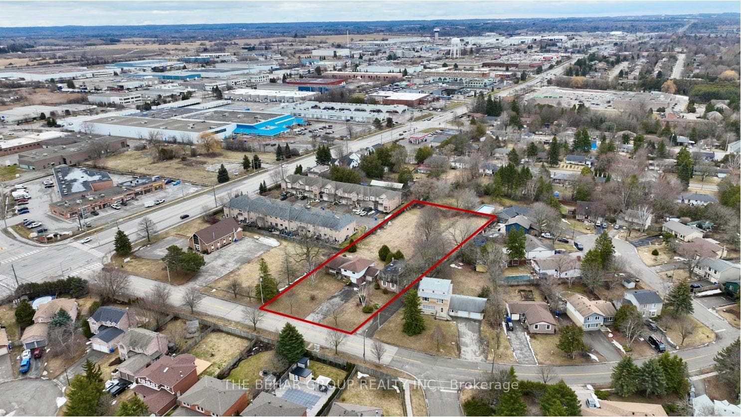 1038 Jacarandah Drive, Newmarket, ON L3Y 3G8