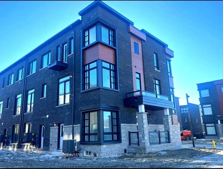 60 Inverary Crescent, Vaughan, ON L4H 5G8