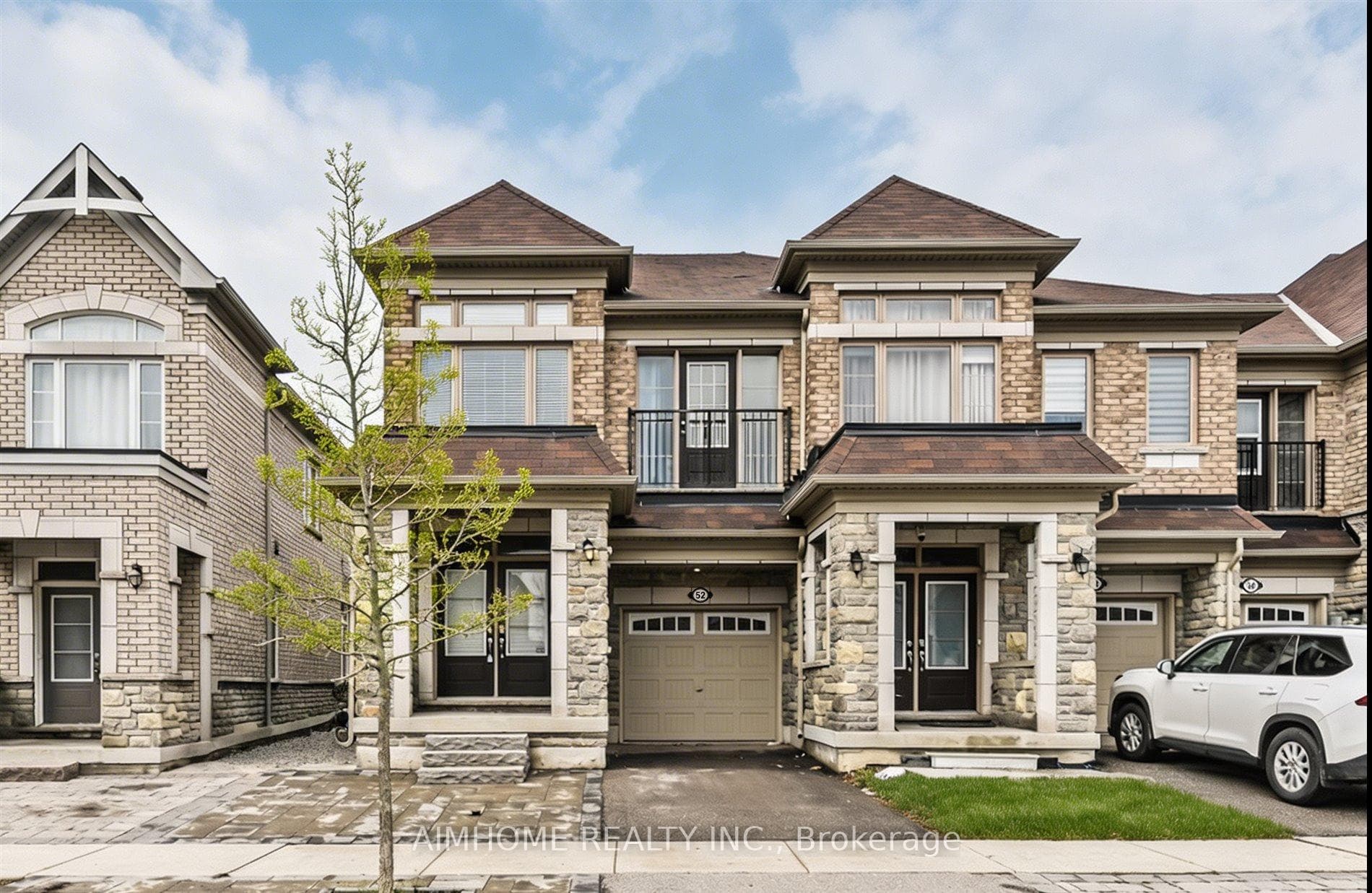 52 Vedette Way, Vaughan, ON L4H 4K2