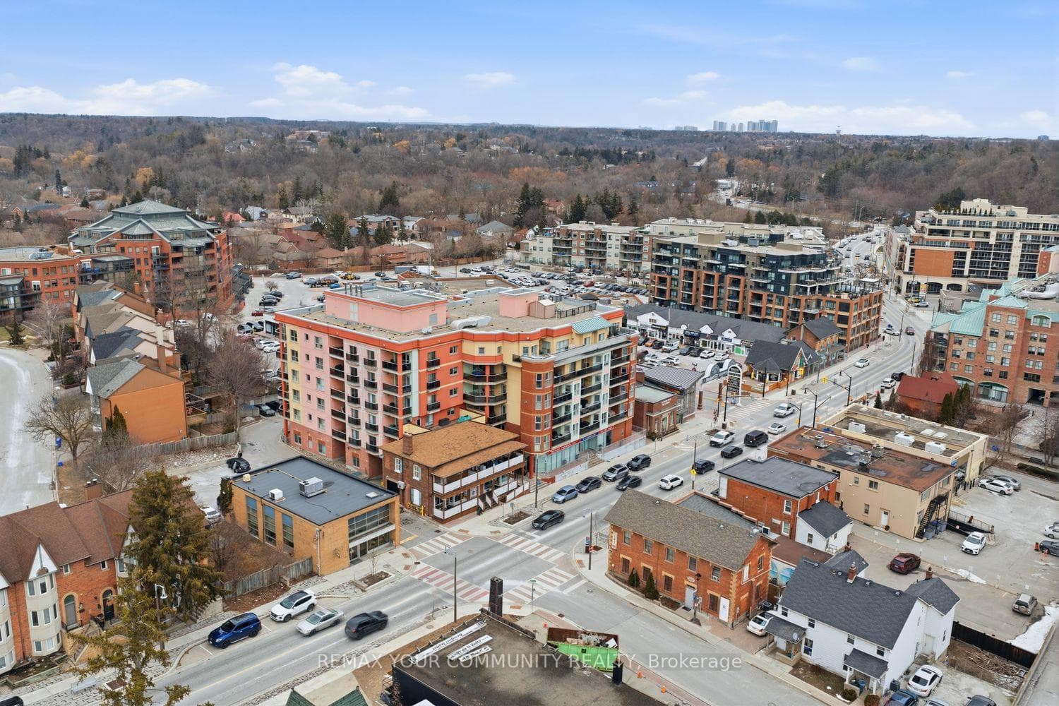 160 Woodbridge Avenue 505, Vaughan, ON L4L 0B8