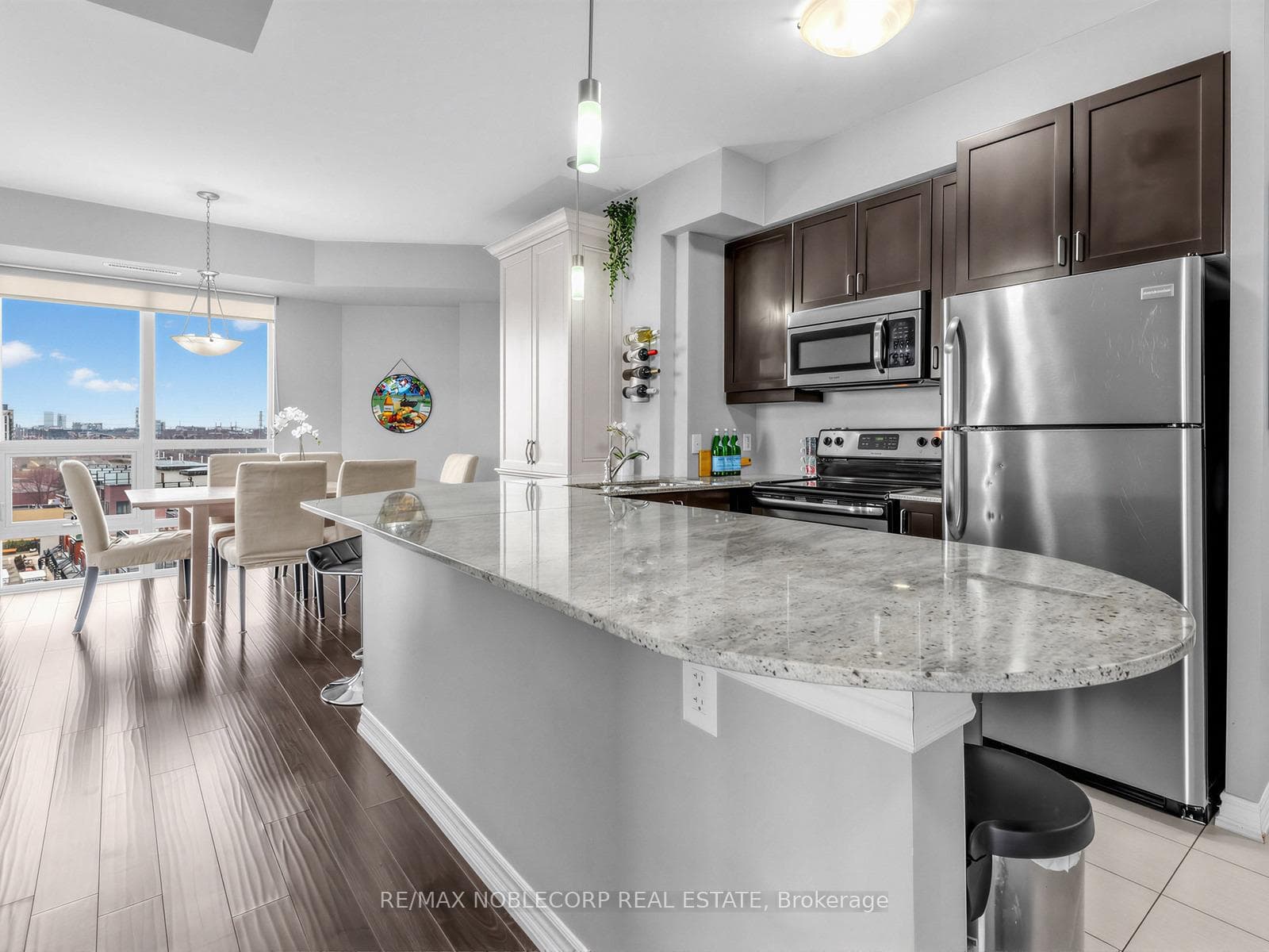 7730 Kipling Avenue 610, Vaughan, ON L4L 1Y9