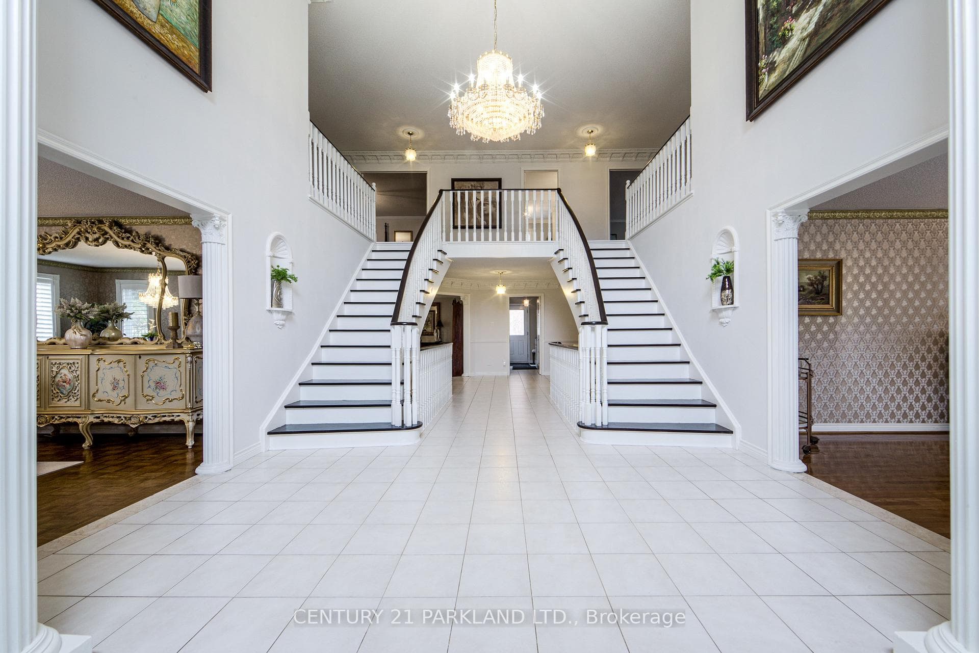 1 Radley Street, Vaughan, ON L4L 8J7