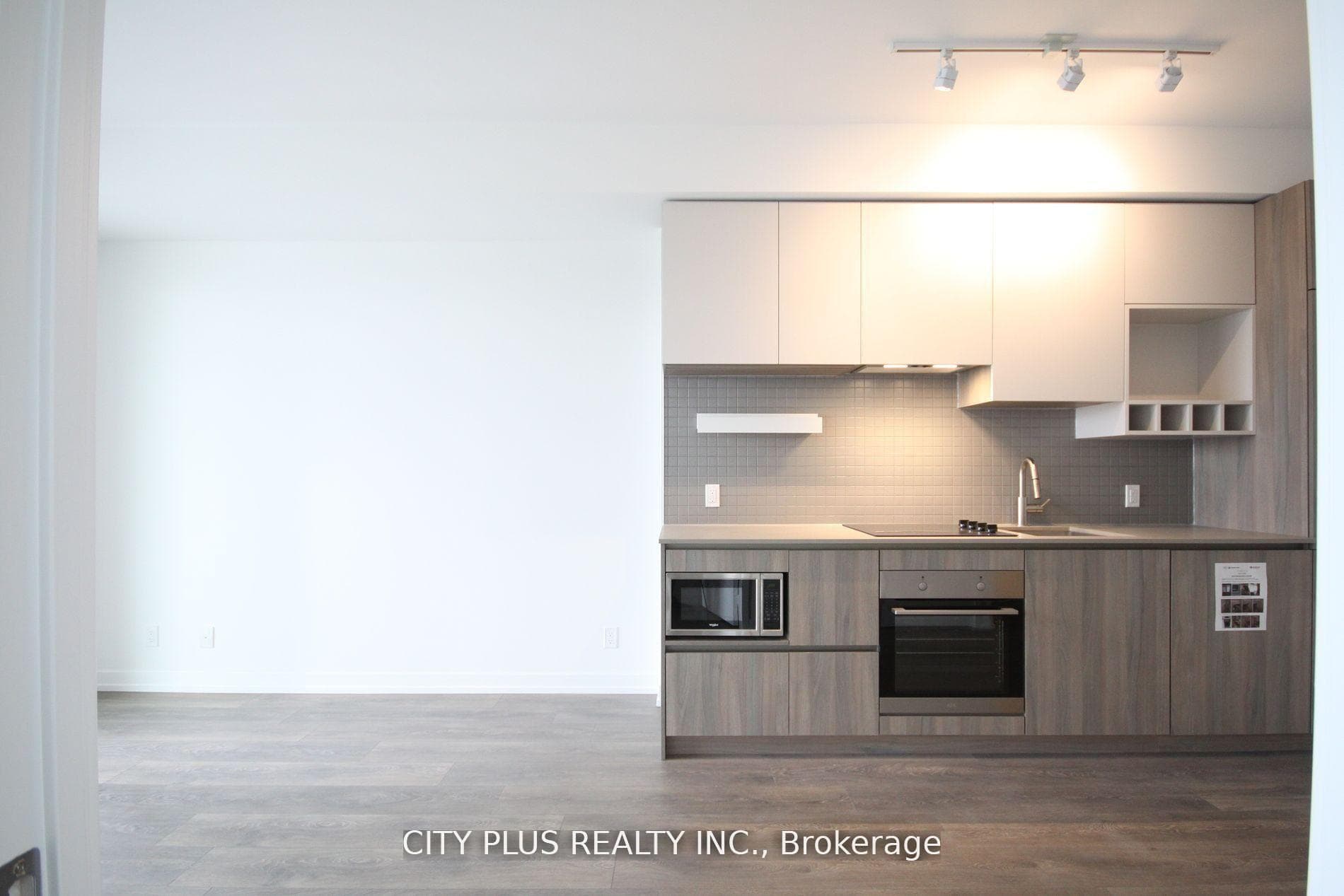 950 Portage Parkway 1910, Vaughan, ON L4K 0J7