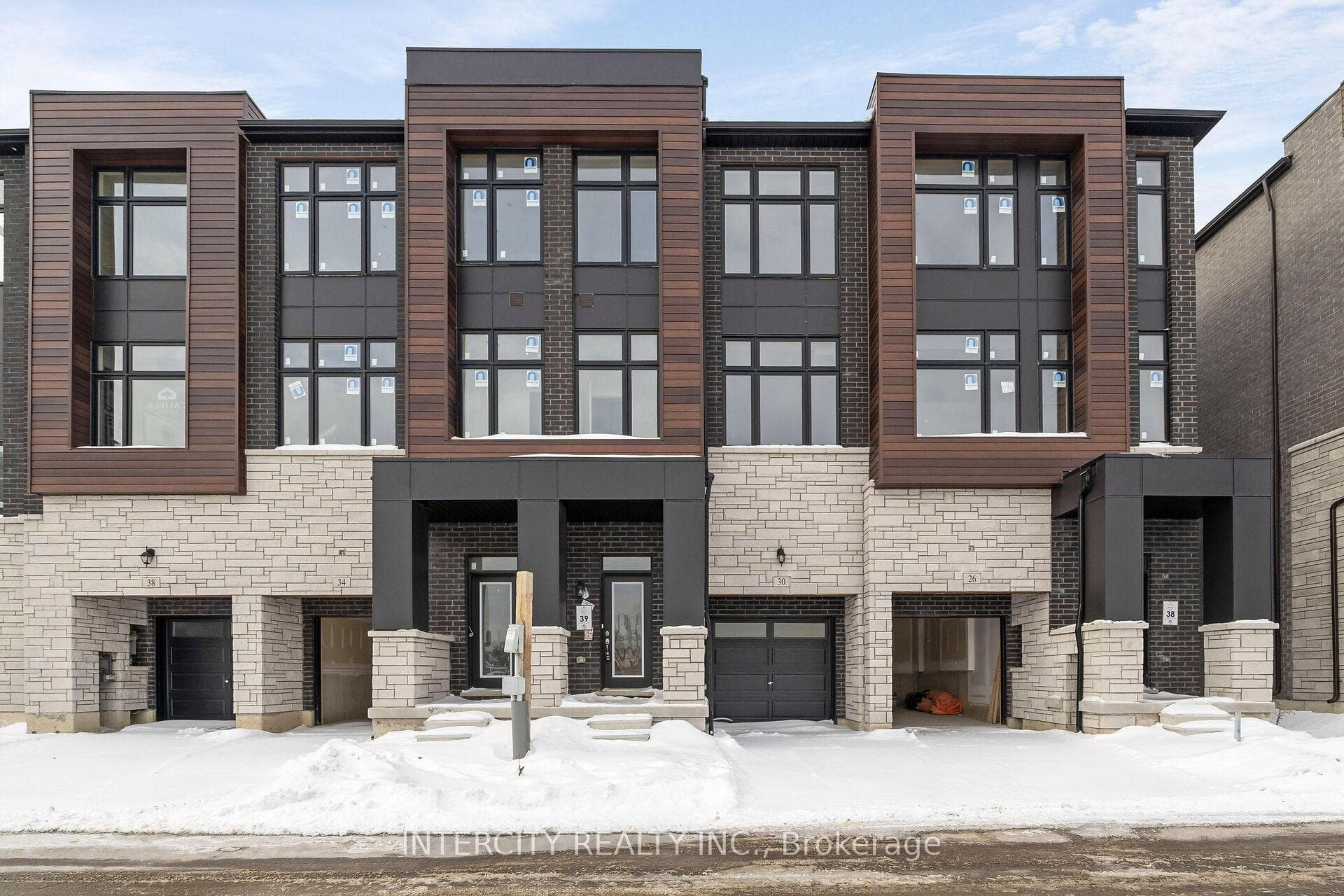 30 Radisson Street, Vaughan, ON L4H 5J3