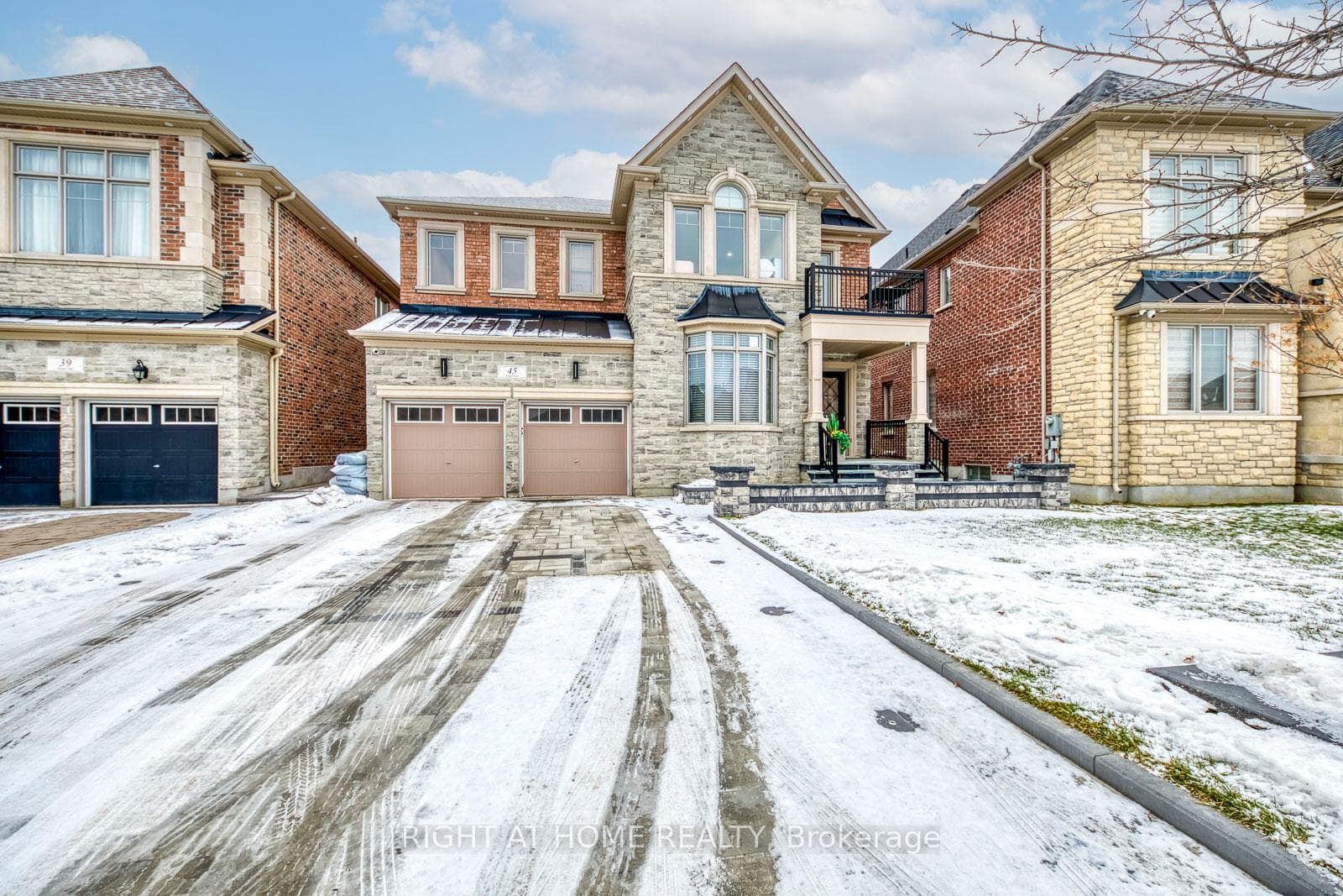 45 Torgan Trail, Vaughan, ON L4H 3X6