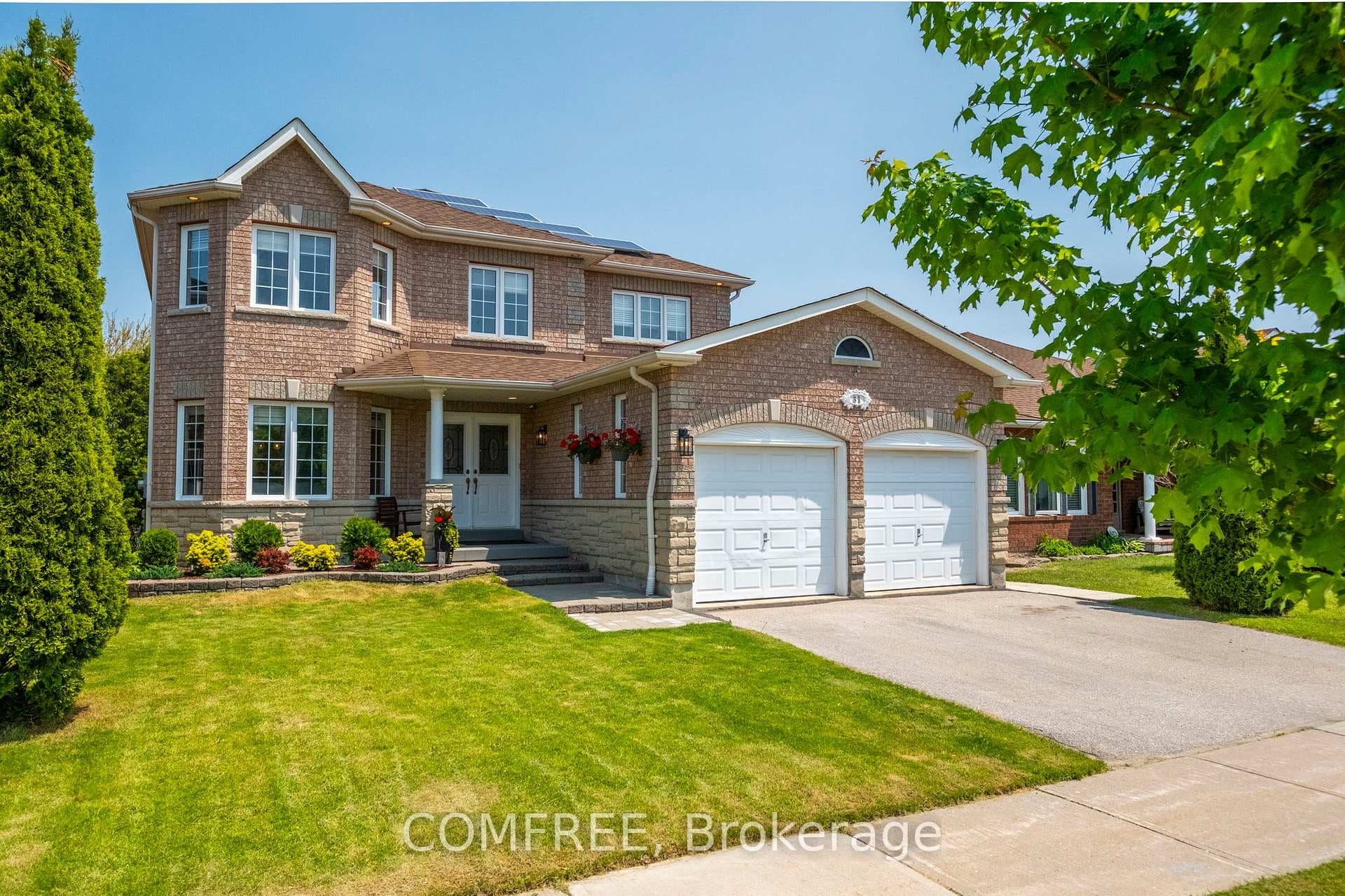 31 Metcalfe Drive, Bradford West Gwillimbury, ON L3Z 3C8
