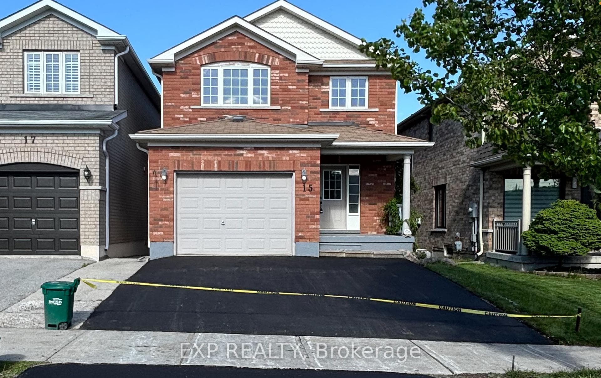 15 Lynn Street, Bradford West Gwillimbury, ON L3Z 0B2