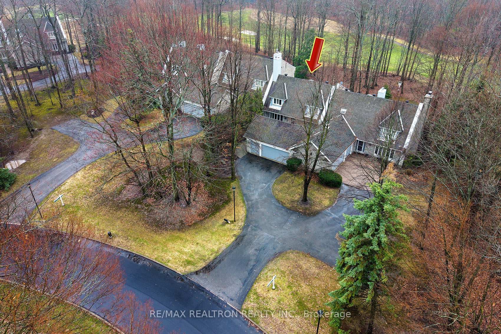 462 Beacon Hall Drive, Aurora, ON L4G 0L3