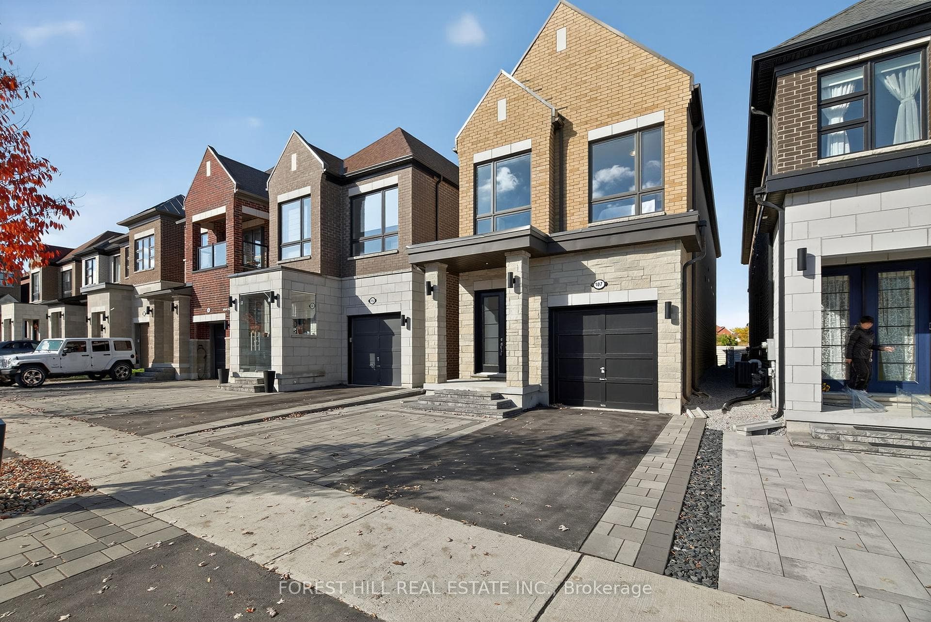 107 Hesperus Road, Vaughan, ON L4J 0G9