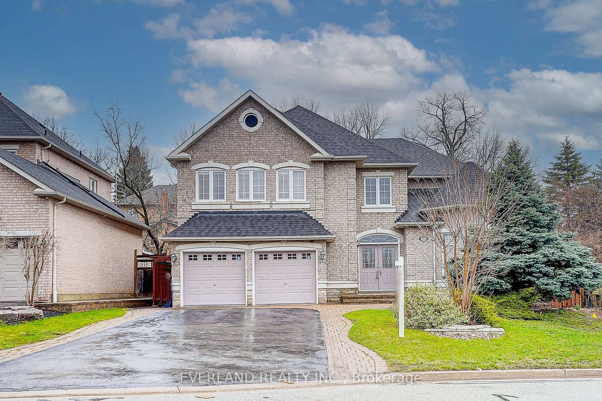 922 Best Circle, Newmarket, ON L3X 2H8
