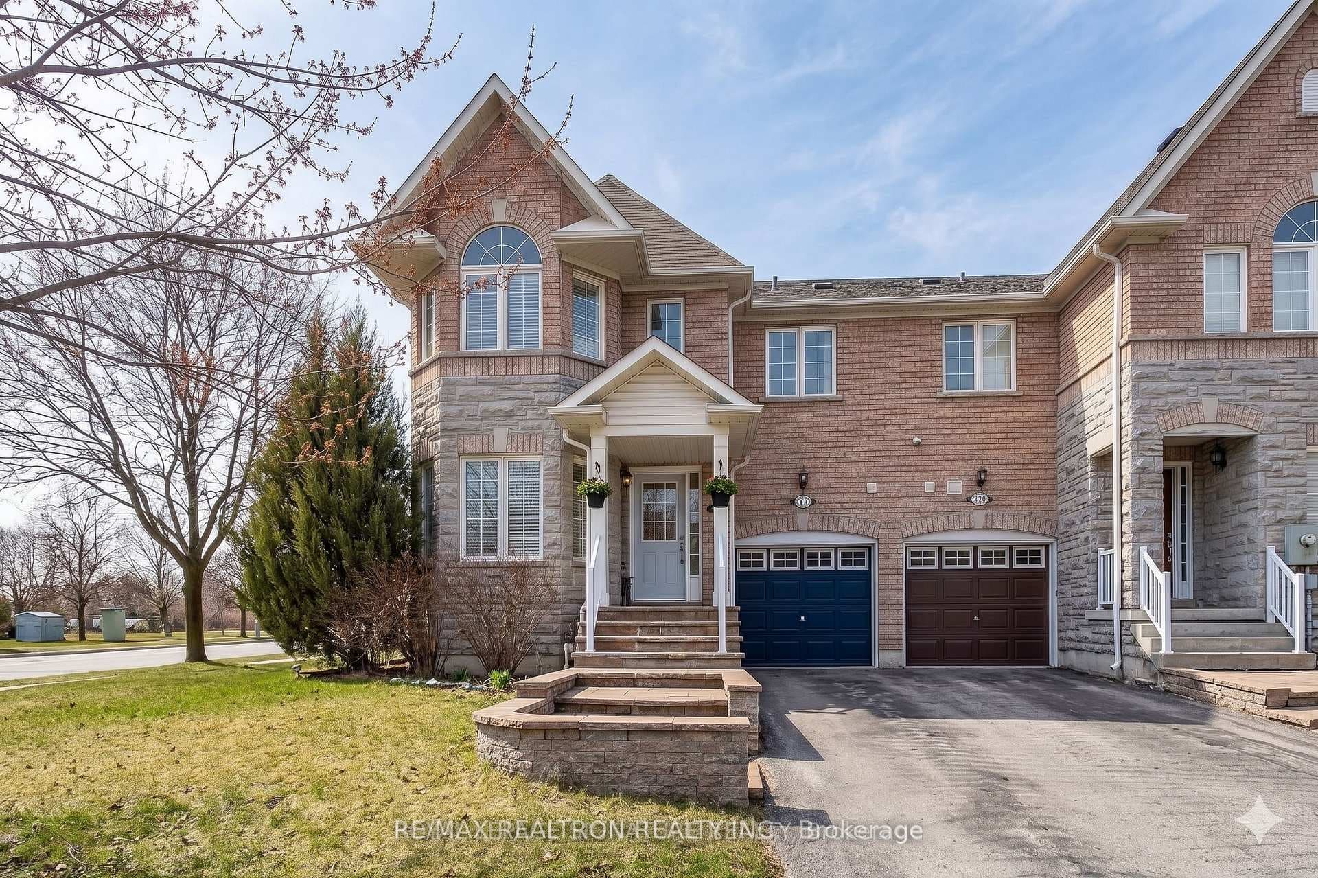 65 Red River Crescent, Newmarket, ON L3X 2X2