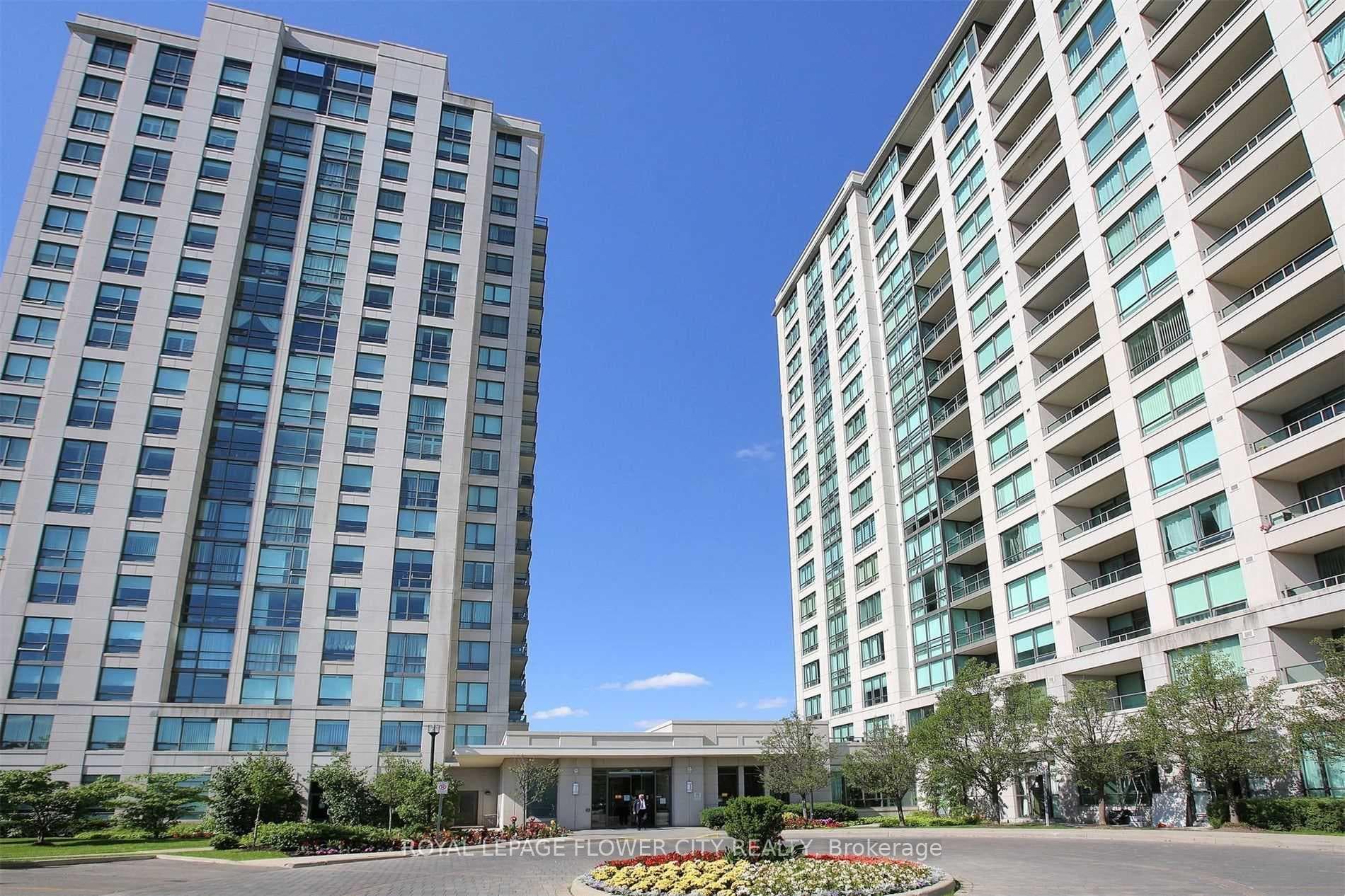 88 Promenade Circle 403, Vaughan, ON L4J 9A4