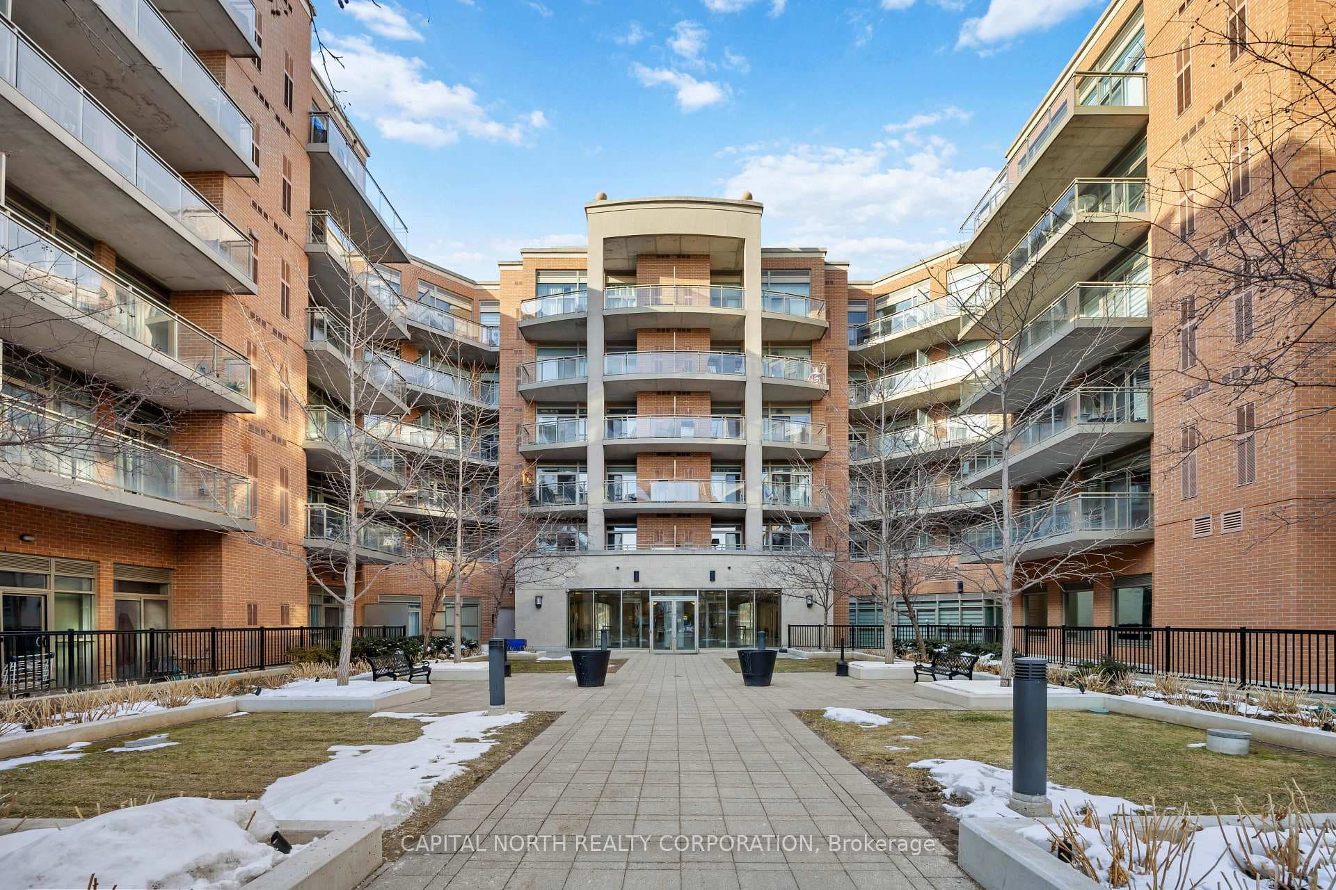 281 Woodbridge Avenue 242, Vaughan, ON L4L 0C6
