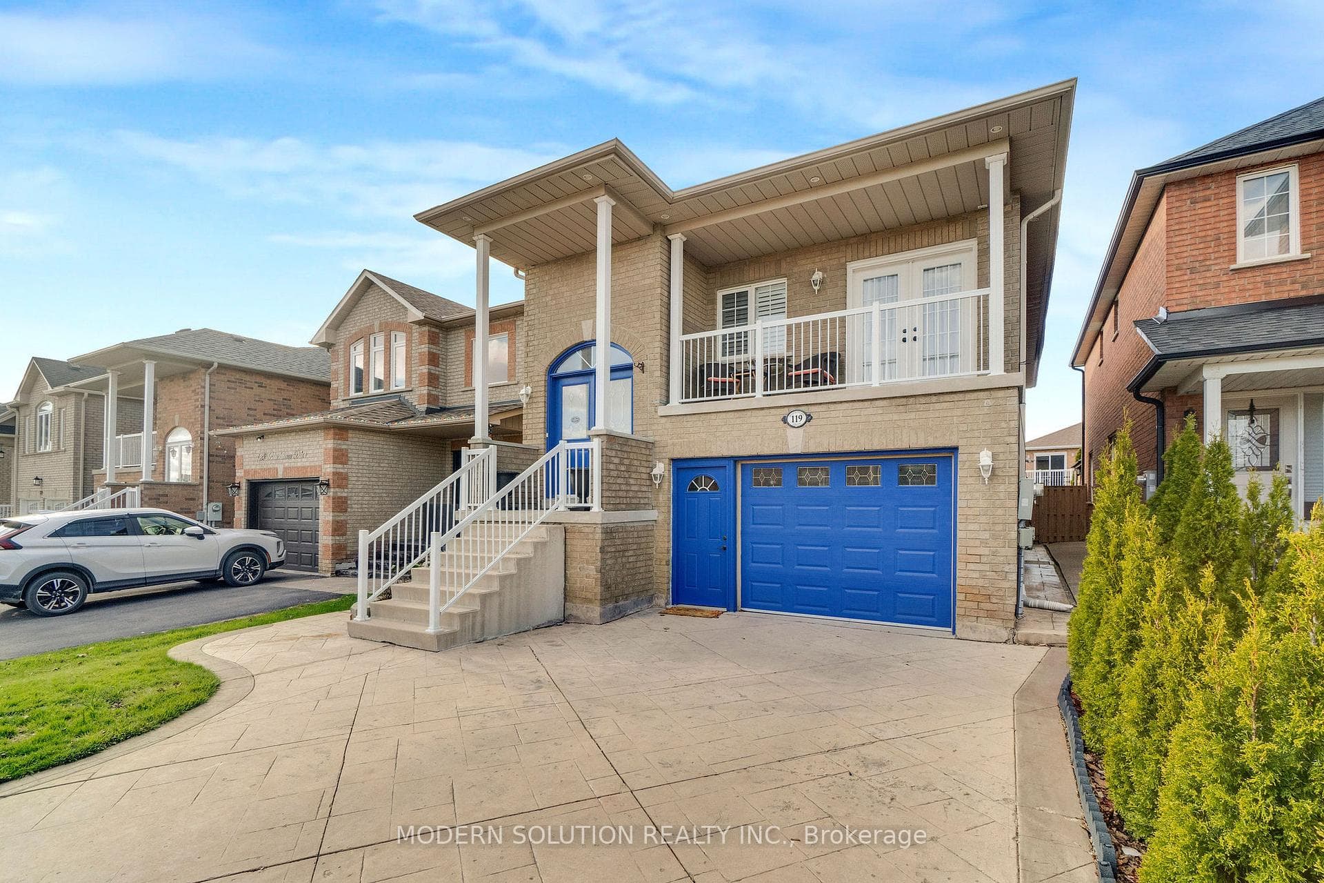 119 Blackthorn Drive, Vaughan, ON L6A 3N2