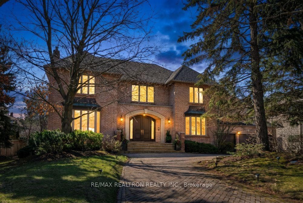 75 Arnold Avenue, Vaughan, ON L4J 1B4