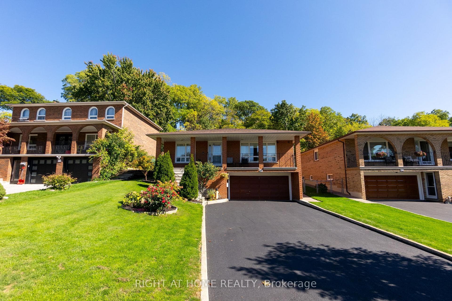 49 Pioneer Lane, Vaughan, ON L4L 2P2