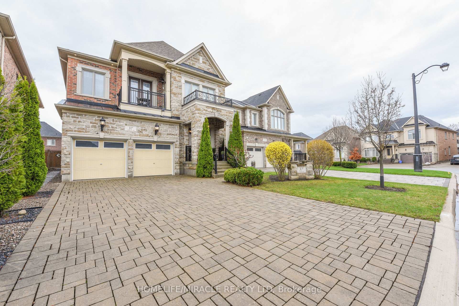 37 Venkata Drive, Vaughan, ON L4H 3X9
