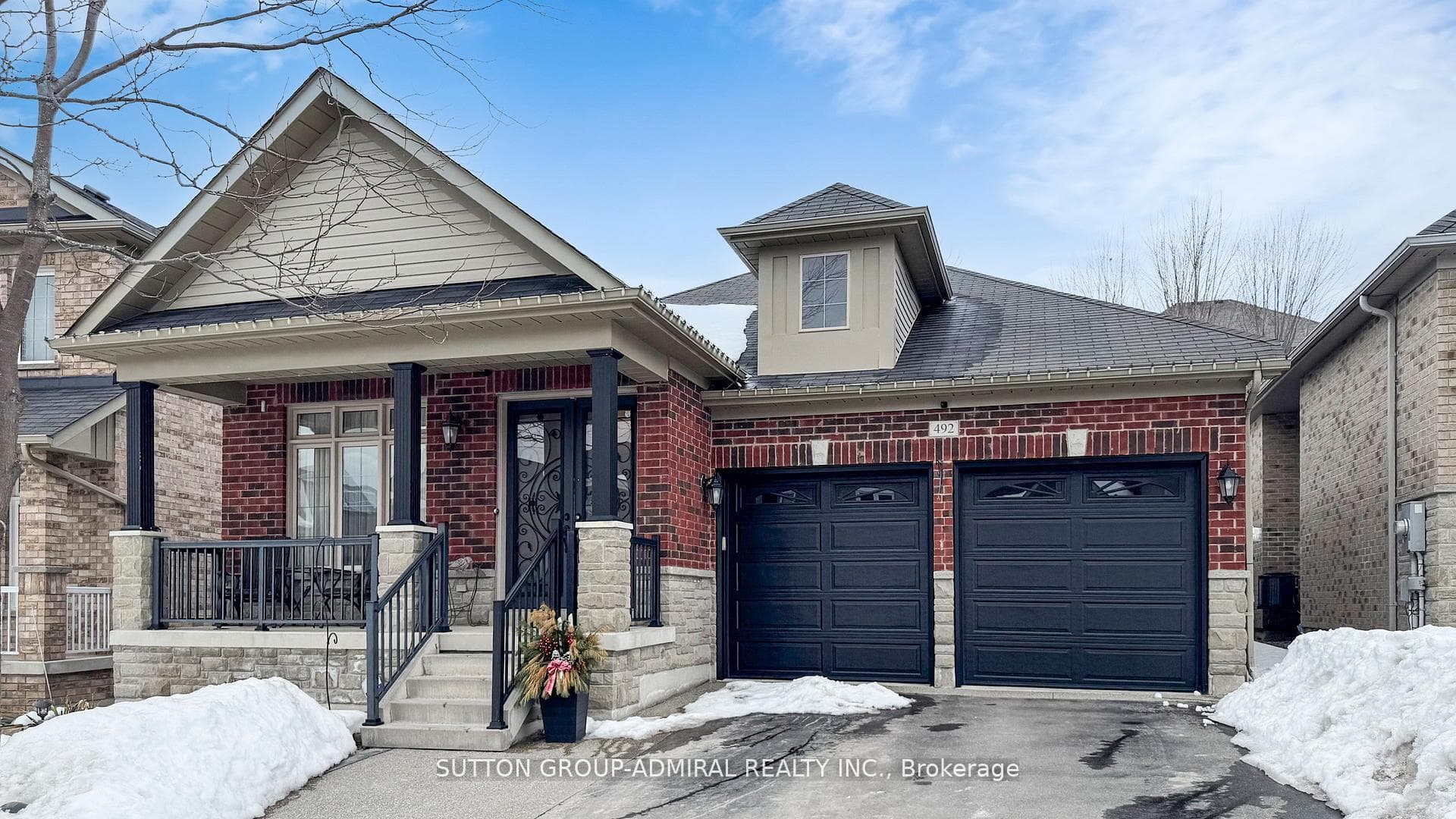 492 Kwapis Boulevard, Newmarket, ON L3X 3K6
