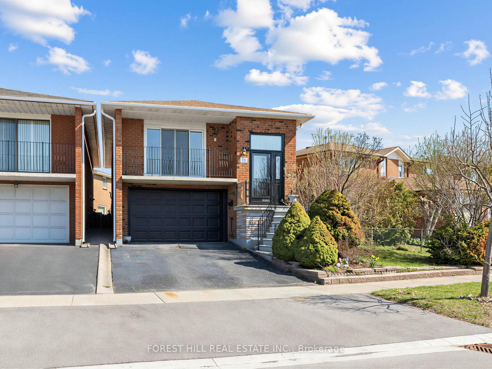 10 Boyne Highland Crescent, Vaughan, ON L4K 1K4