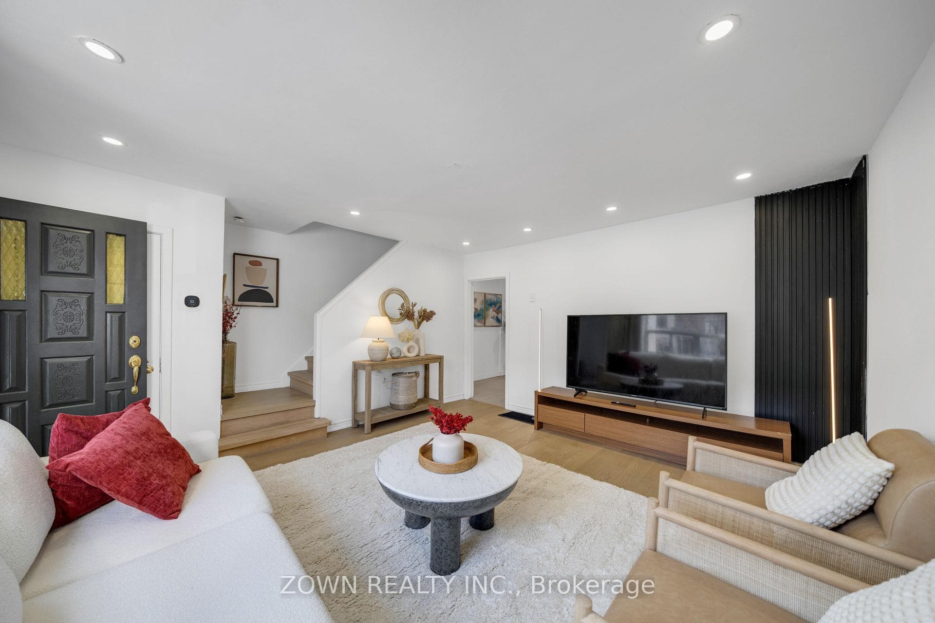 8312 Kipling Avenue, Vaughan, ON L4L 2A8
