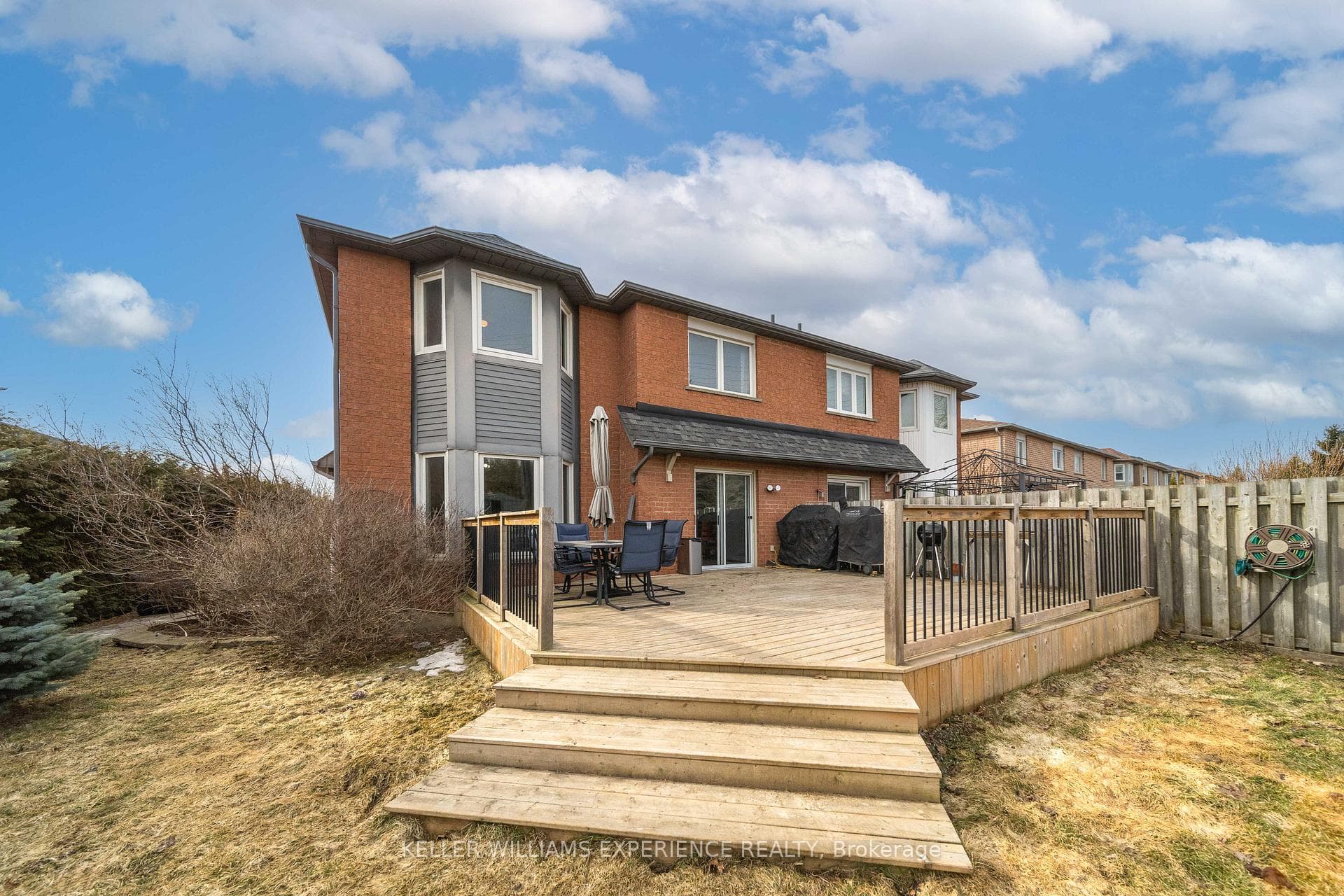 599 Walpole Crescent, Newmarket, ON L3X 2B5