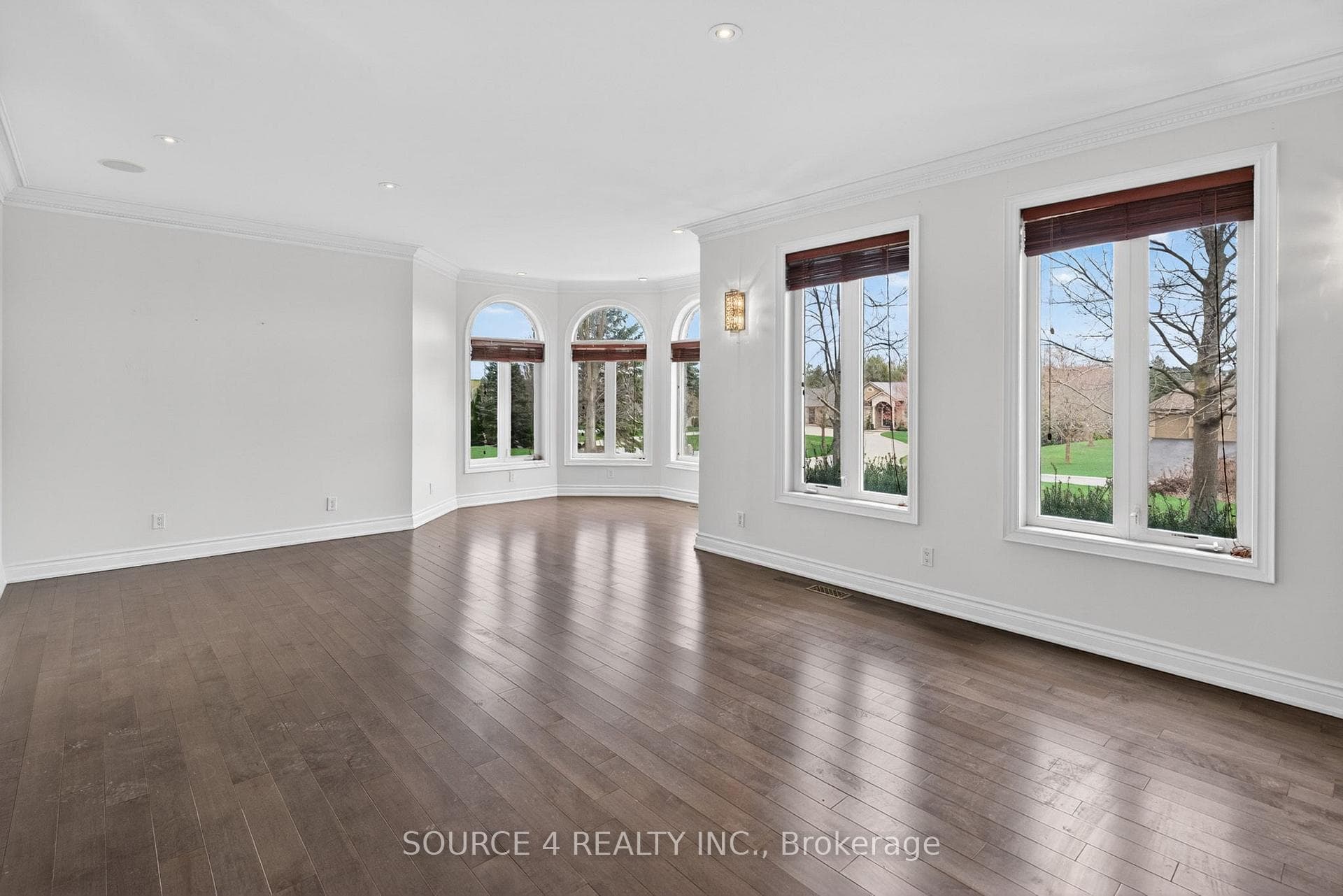 70 Kilkenny Trail, Bradford West Gwillimbury, ON L3Z 3C5